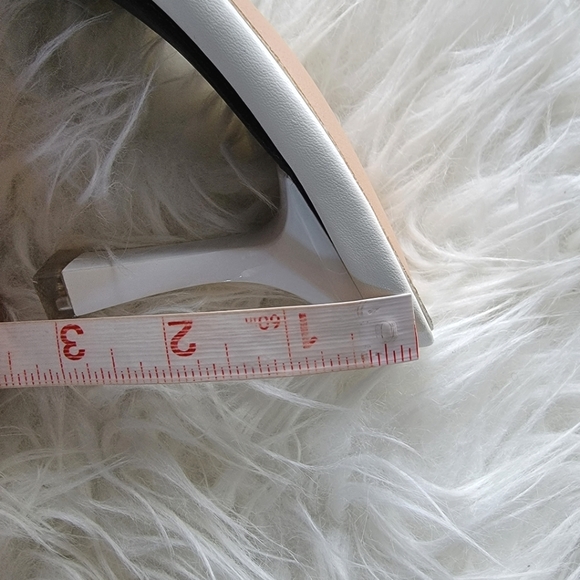 white heeled mule sandals, size 39 - Picture 5 of 6